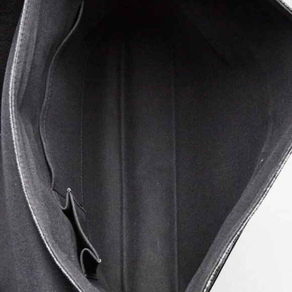 Louis Vuitton Damier Graphite Canvas Daniel MM Messenger Bag - Picture 11 of 11